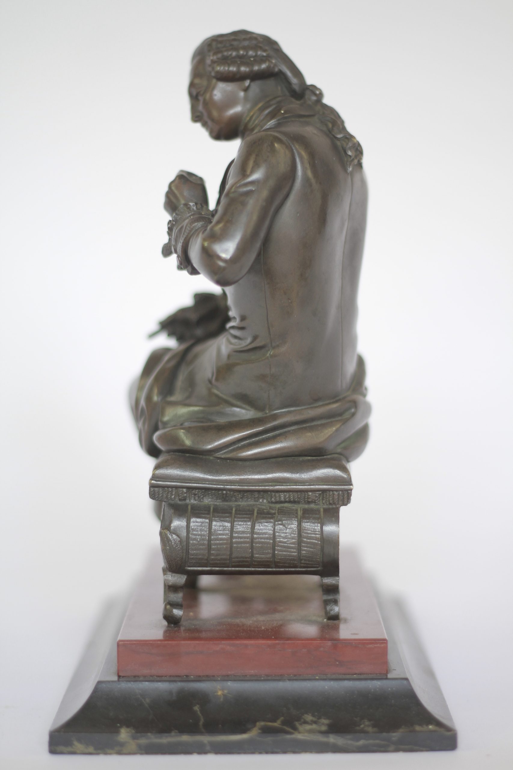 C19th French Bronze figure of a Gentleman - Image 2