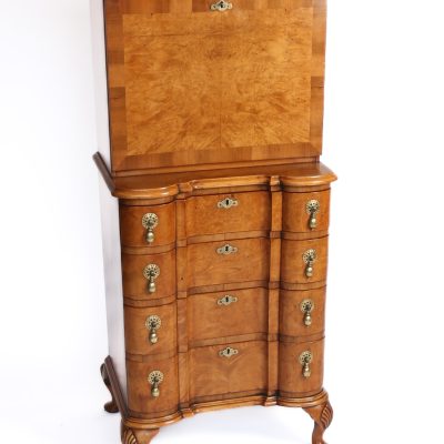 Queen Anne Style small Burr Walnut Escritoire,