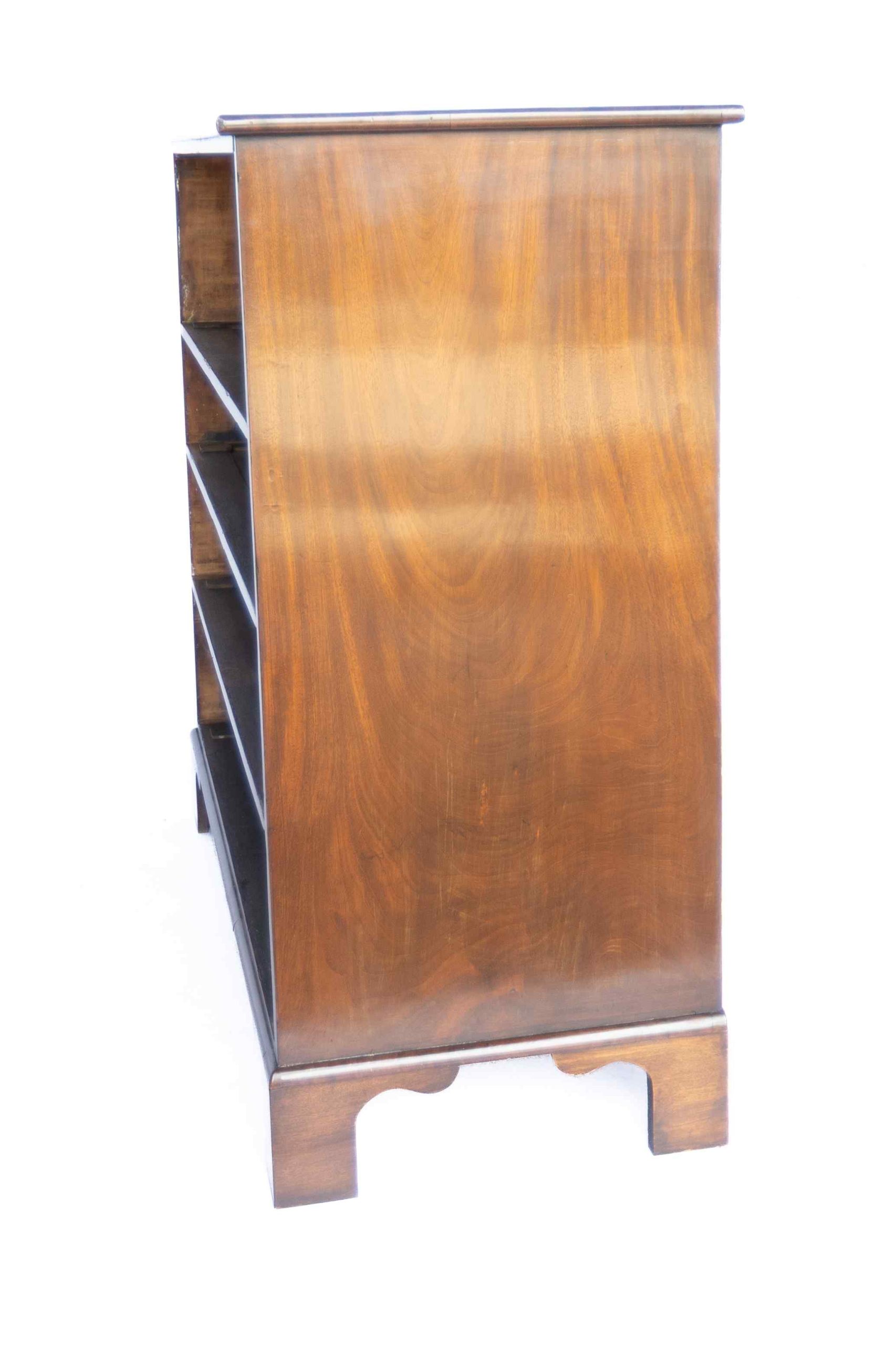 Regency Mahogany chest with Trafalgar/ Nelson Handles - Image 7